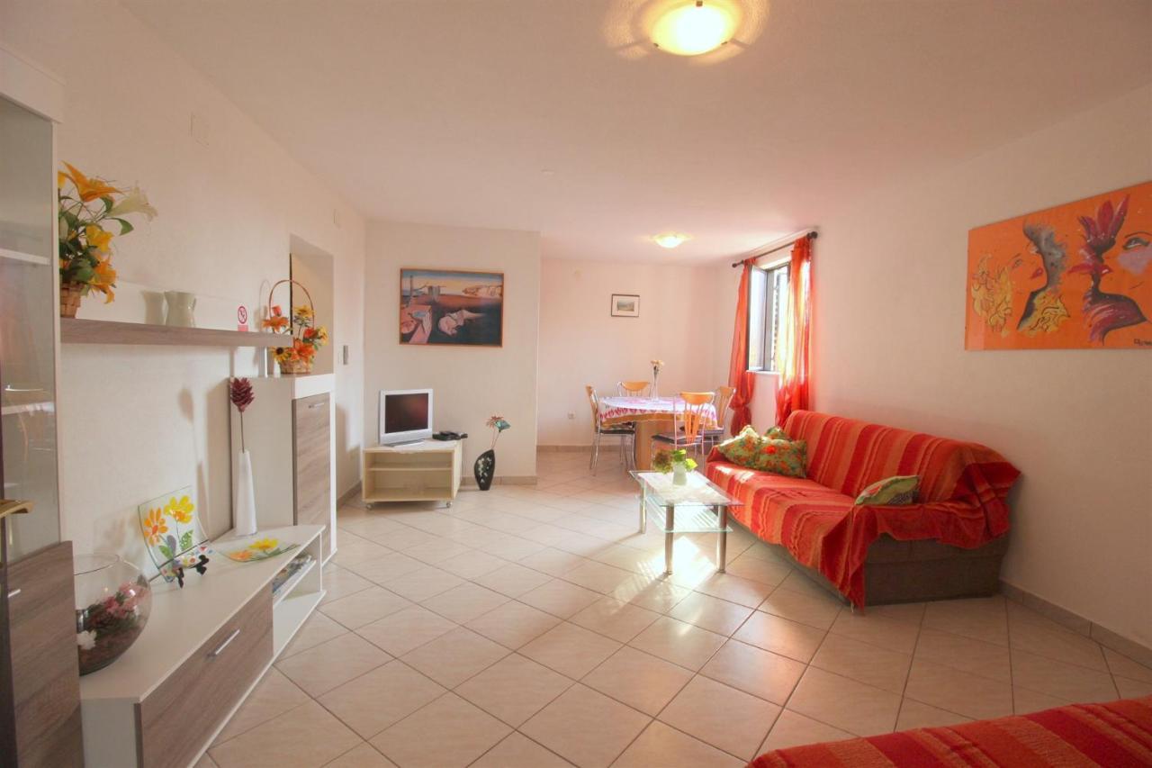 Gianna N2, 600 M From The Beach Novigrad Istria Exteriér fotografie